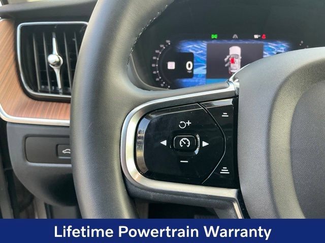 Certified 2024 Volvo XC60 B5 Plus w/ Protection Package Premier AWD/4WD image 18