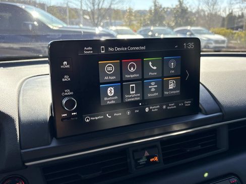 Used 2025 Honda Pilot Touring image 22