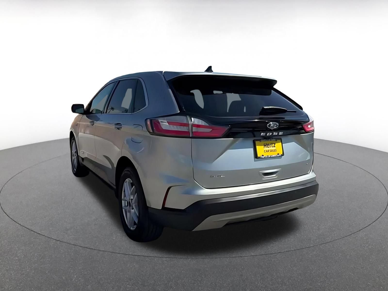 Used 2024 Ford Edge SEL AWD/4WD image 10