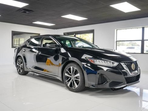 Used 2021 Nissan Maxima 3.5 SV w/ Floor Mat Group FWD image 7