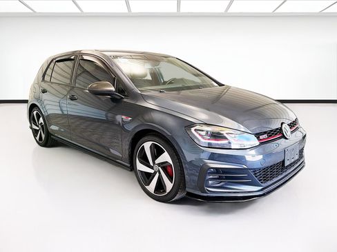 Used 2019 Volkswagen Golf 4-Door FWD image 3
