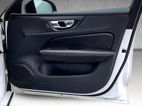 Certified 2023 Volvo S60 B5 Plus w/ Climate Package image 28