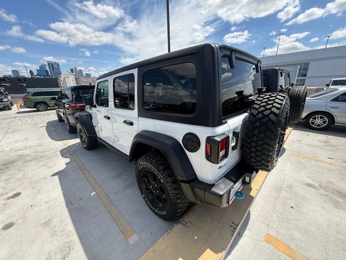 Used 2023 Jeep Wrangler Unlimited w/ 8.4" Radio Group AWD/4WD image 4
