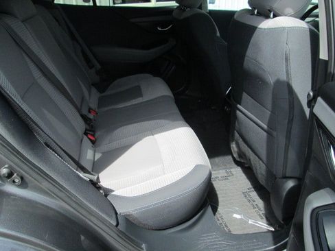 Used 2022 Subaru Outback Premium AWD/4WD image 14