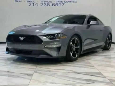 Used 2022 Ford Mustang EcoBoost image 32