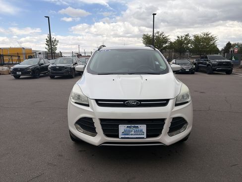 Used 2015 Ford Escape SE w/ Equipment Group 201A AWD/4WD image 2