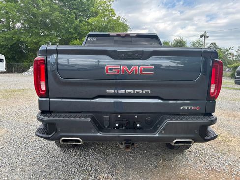 Used 2021 GMC Sierra 1500 AT4 w/ AT4 Value Package AWD/4WD image 10