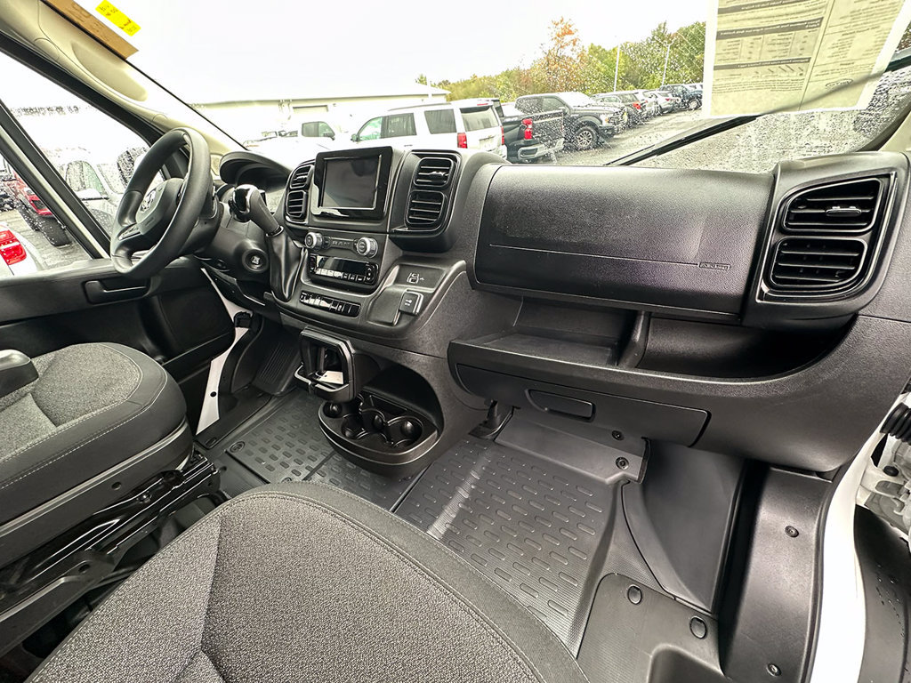 Used 2025 RAM ProMaster 2500 w/ U-Haul Equipment Group FWD image 19
