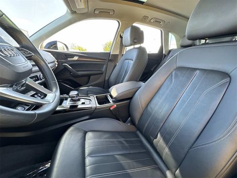 Used 2021 Audi Q5 2.0T Premium w/ Convenience Package image 29