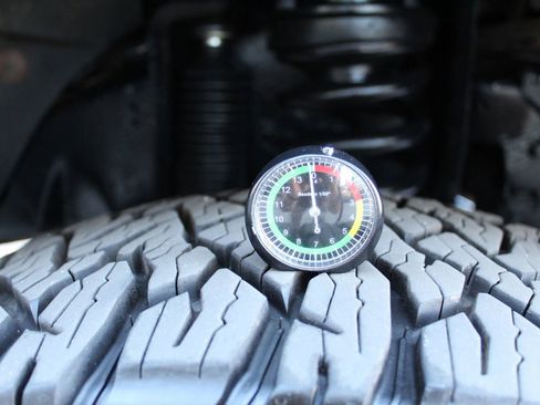 Used 2011 Ford F350 King Ranch w/ FX4 Off Road Pkg image 37