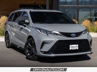 Used 2024 Toyota Sienna XSE w/ XSE Plus Package image 1
