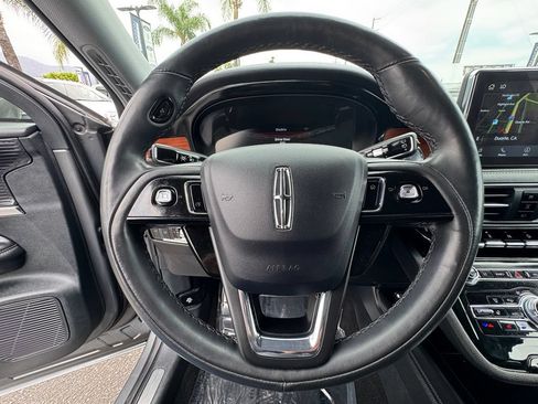 Used 2022 Lincoln Corsair Reserve FWD image 26