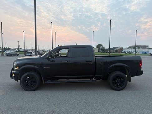 Used 2018 RAM 2500 Laramie w/ Sport Appearance Group AWD/4WD image 3