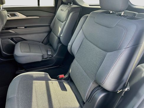 New 2027 Ford Explorer Active RWD image 17