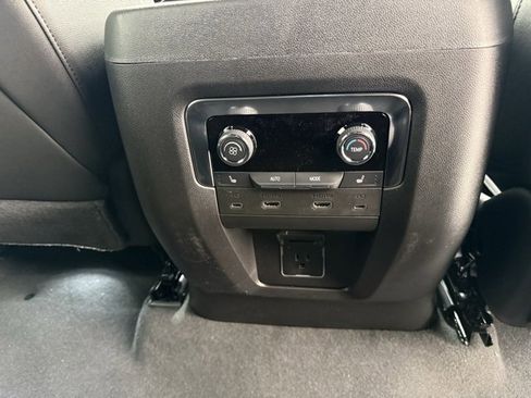 New 2025 Chevrolet Suburban RST w/ RST Capability Package image 30