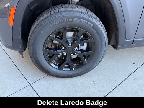 New 2026 Jeep Grand Cherokee Altitude RWD image 33