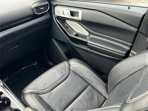 Used 2023 Ford Explorer ST w/ Equipment Group 401A image 14