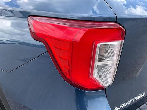 Used 2020 Ford Explorer Limited w/ Class III Trailer Tow Package image 28