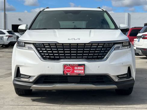 Used 2024 Kia Carnival SX Prestige image 11
