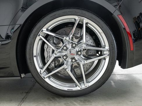Used 2019 Chevrolet Corvette ZR1 RWD image 10