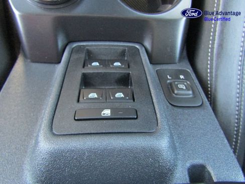 Certified 2025 Ford Bronco Badlands AWD/4WD image 32