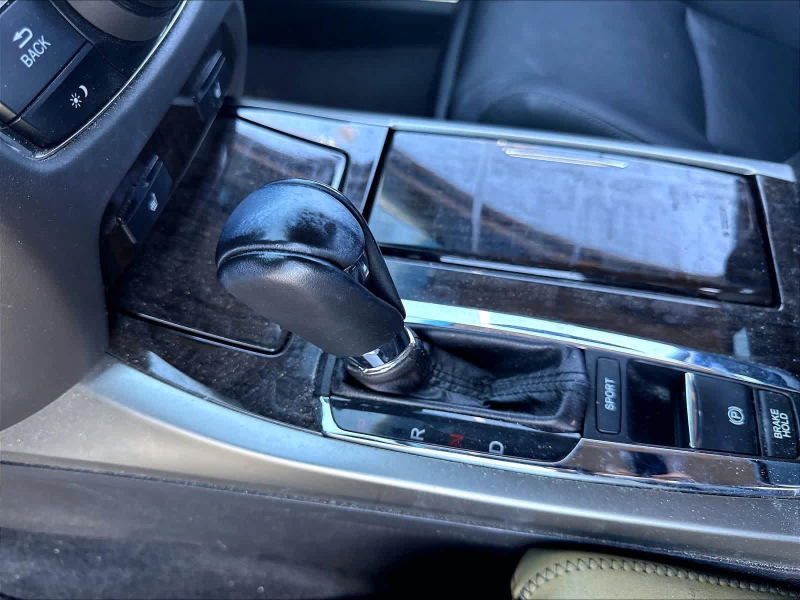 Used 2014 Acura RLX w/ Technology Package FWD image 18