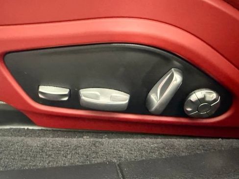 Used 2020 Porsche Panamera 4 AWD/4WD image 34