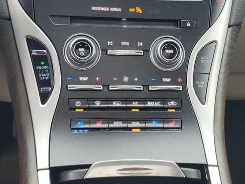 Used 2019 Lincoln Nautilus Reserve FWD image 19