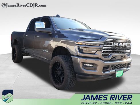 Used 2025 RAM 2500 Laramie w/ Sport Appearance Package AWD/4WD image 14