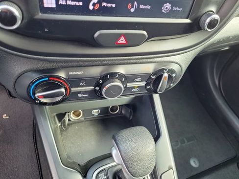 Used 2022 Kia Soul LX FWD image 32