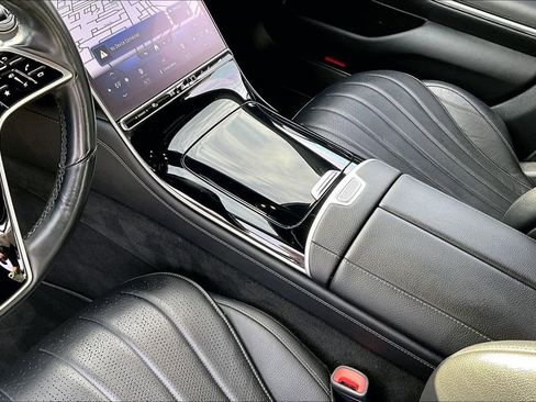 Certified 2022 Mercedes-Benz S 500 4MATIC image 15