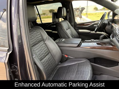 Used 2023 Cadillac Escalade ESV Sport Platinum AWD/4WD image 31