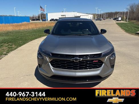 New 2026 Chevrolet Trax RS w/ Driver Confidence Package FWD image 12