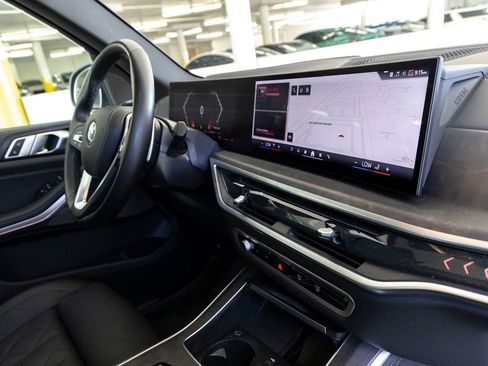 Used 2025 BMW X5 xDrive40i image 29