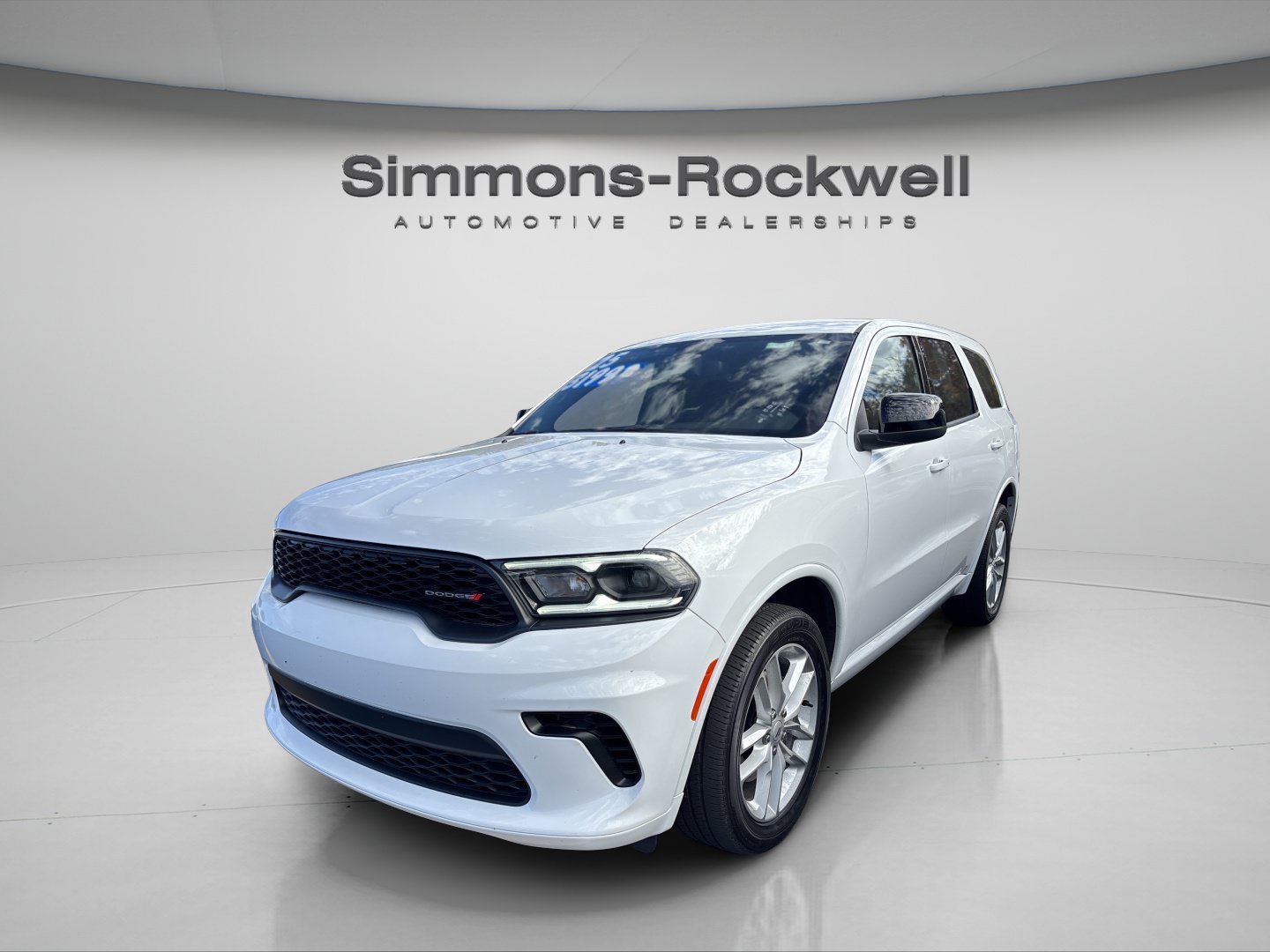 Used 2025 Dodge Durango GT w/ Trailer Tow Group IV AWD/4WD image 4