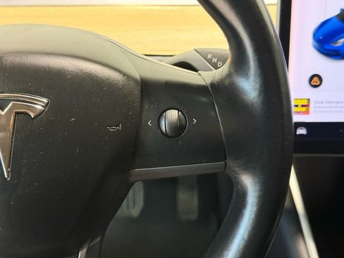 Used 2018 Tesla Model 3 Long Range image 18