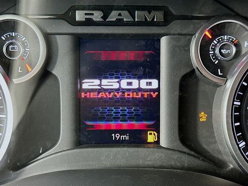 New 2026 RAM 2500 Warlock AWD/4WD image 11