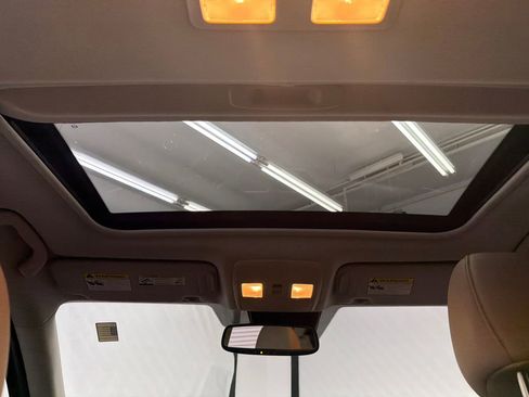 Used 2018 MAZDA CX-5 Touring w/ Preferred Equipment Package image 23