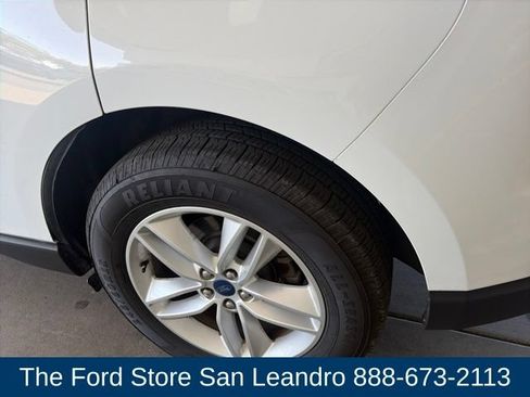 Used 2017 Ford Edge SEL AWD/4WD image 7