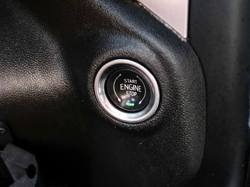 Used 2021 GMC Sierra 1500 SLT AWD/4WD image 19