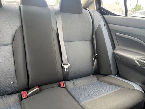 Used 2025 Nissan Versa SV FWD image 35