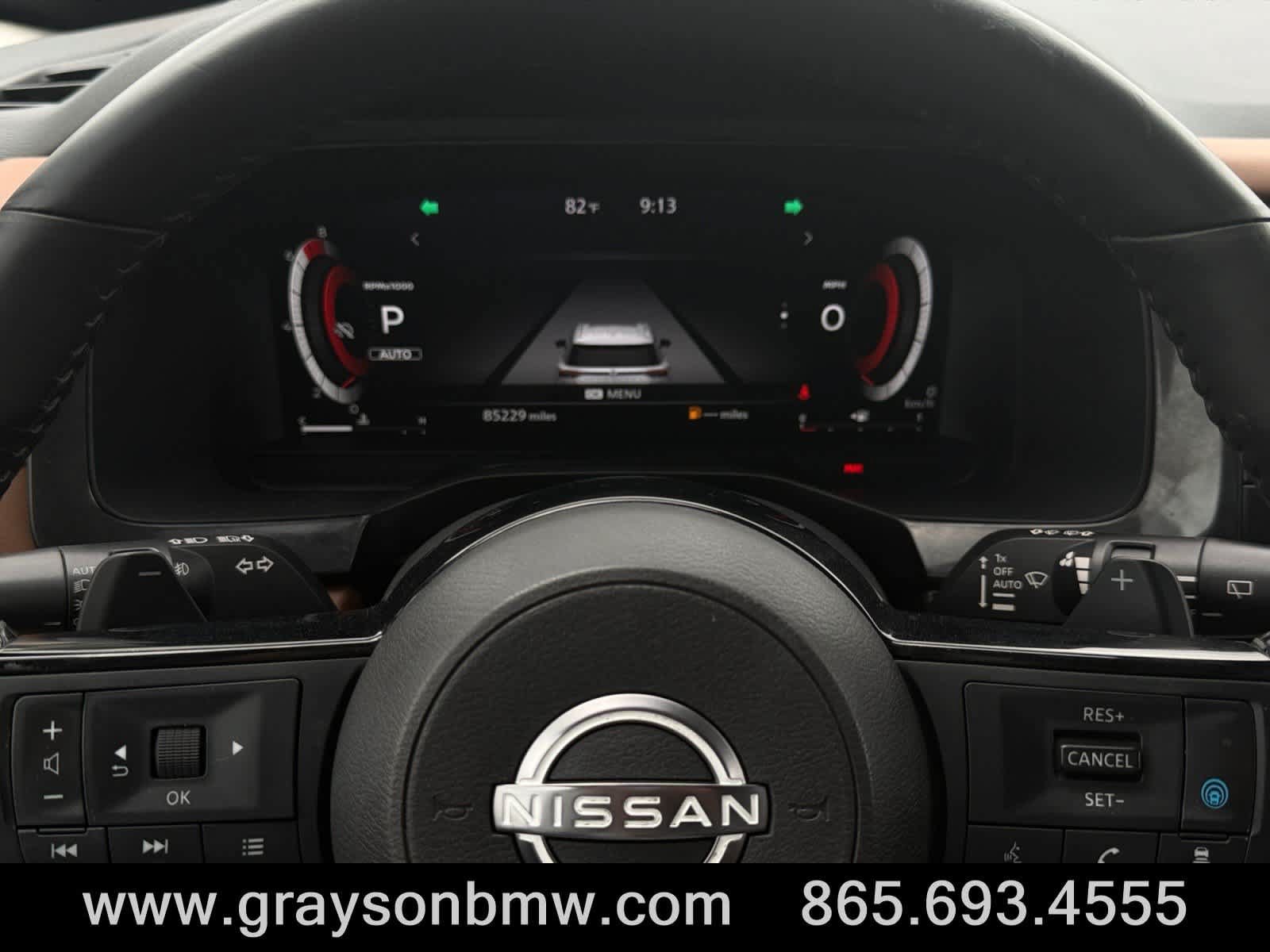 Used 2023 Nissan Pathfinder Platinum w/ Cargo Package AWD/4WD image 32