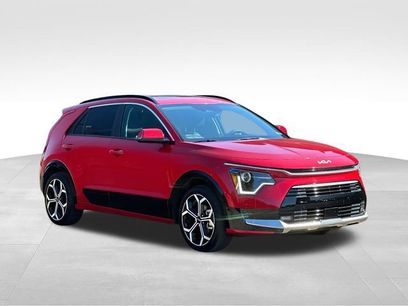 Used 2024 Kia Niro EX Touring