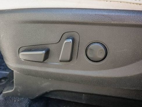 Used 2020 Kia Telluride S w/ S 8 Passenger Seating Package FWD image 23