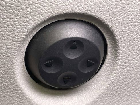 Used 2019 Mercedes-Benz GLA 250 4MATIC image 17