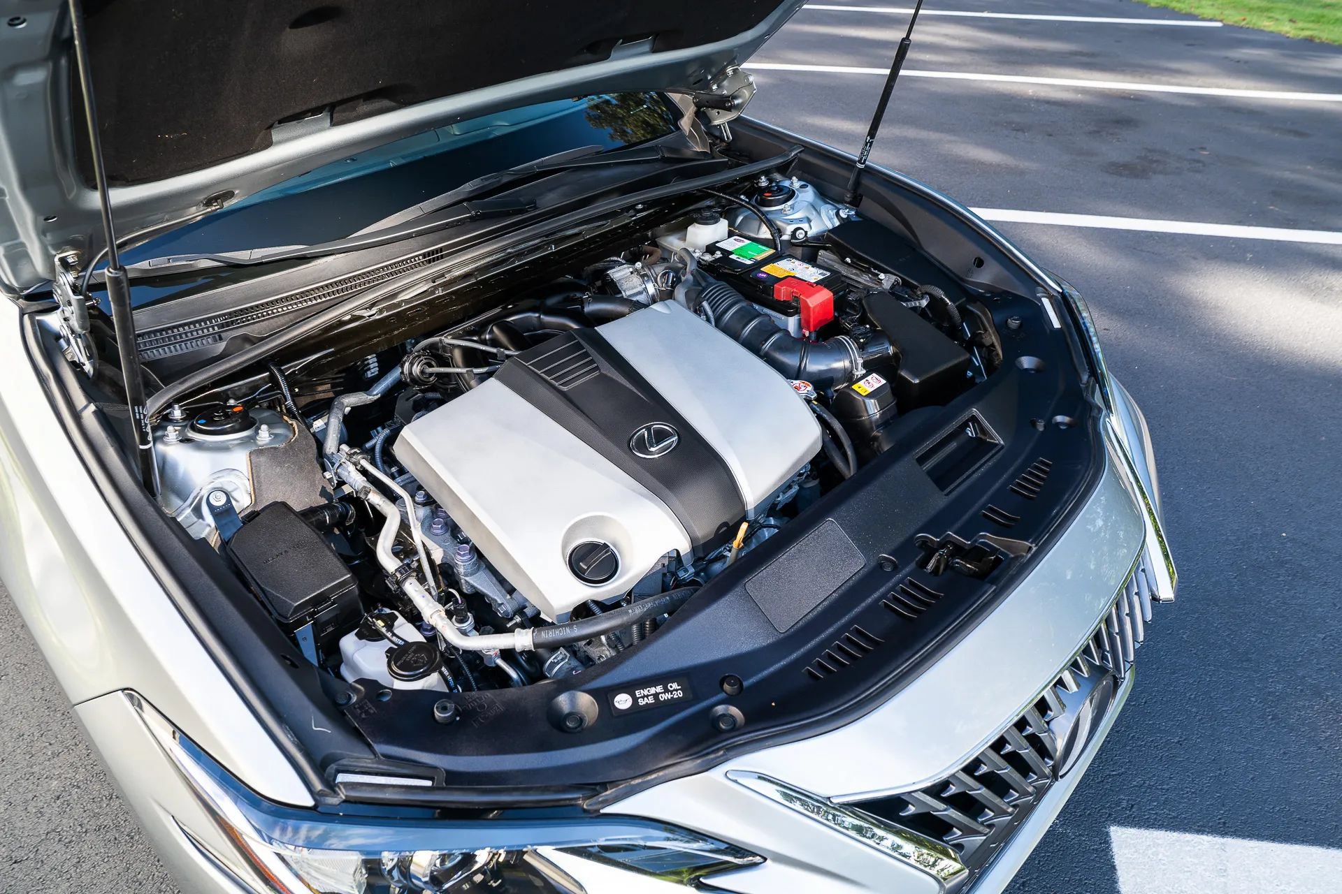 Used 2023 Lexus ES 350 FWD image 16