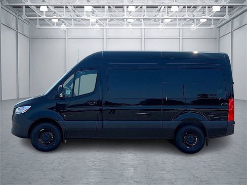 New 2025 Mercedes-Benz Sprinter 2500 image 2