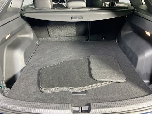 Used 2023 Volkswagen Atlas Cross Sport SE image 24