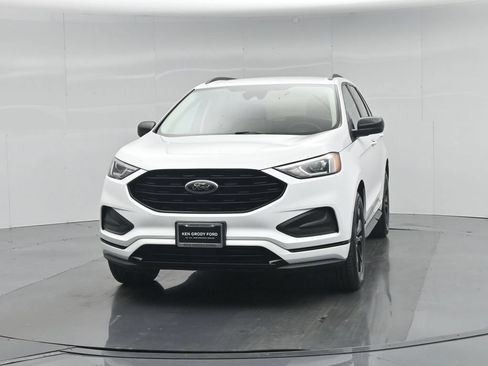 Used 2022 Ford Edge SE w/ Black Appearance Package AWD/4WD image 56