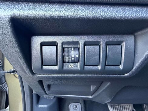 Used 2022 Subaru Outback Premium AWD/4WD image 39